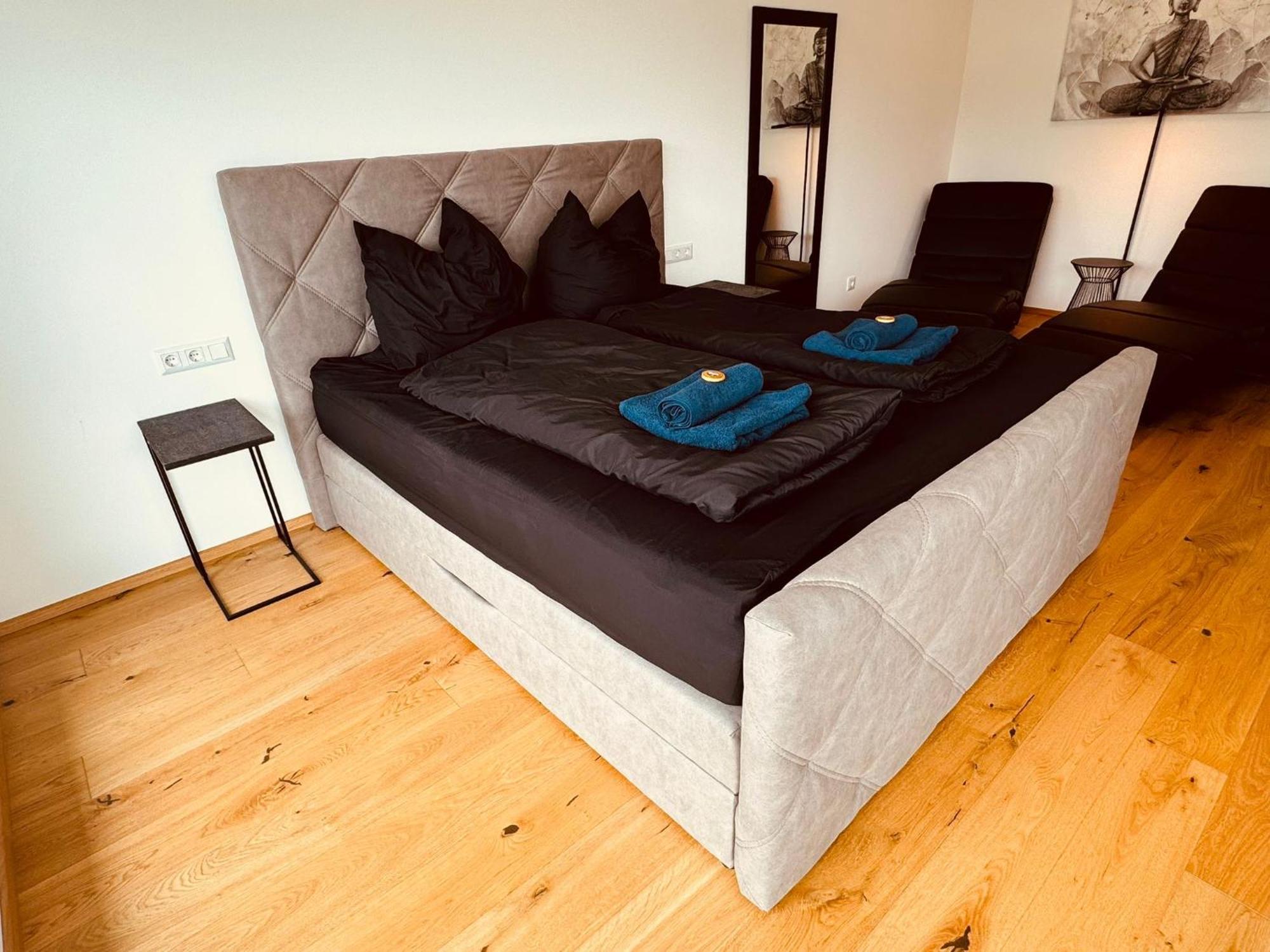 Luxus-Villa In Idyllischer Lage Muttendorf Екстериор снимка