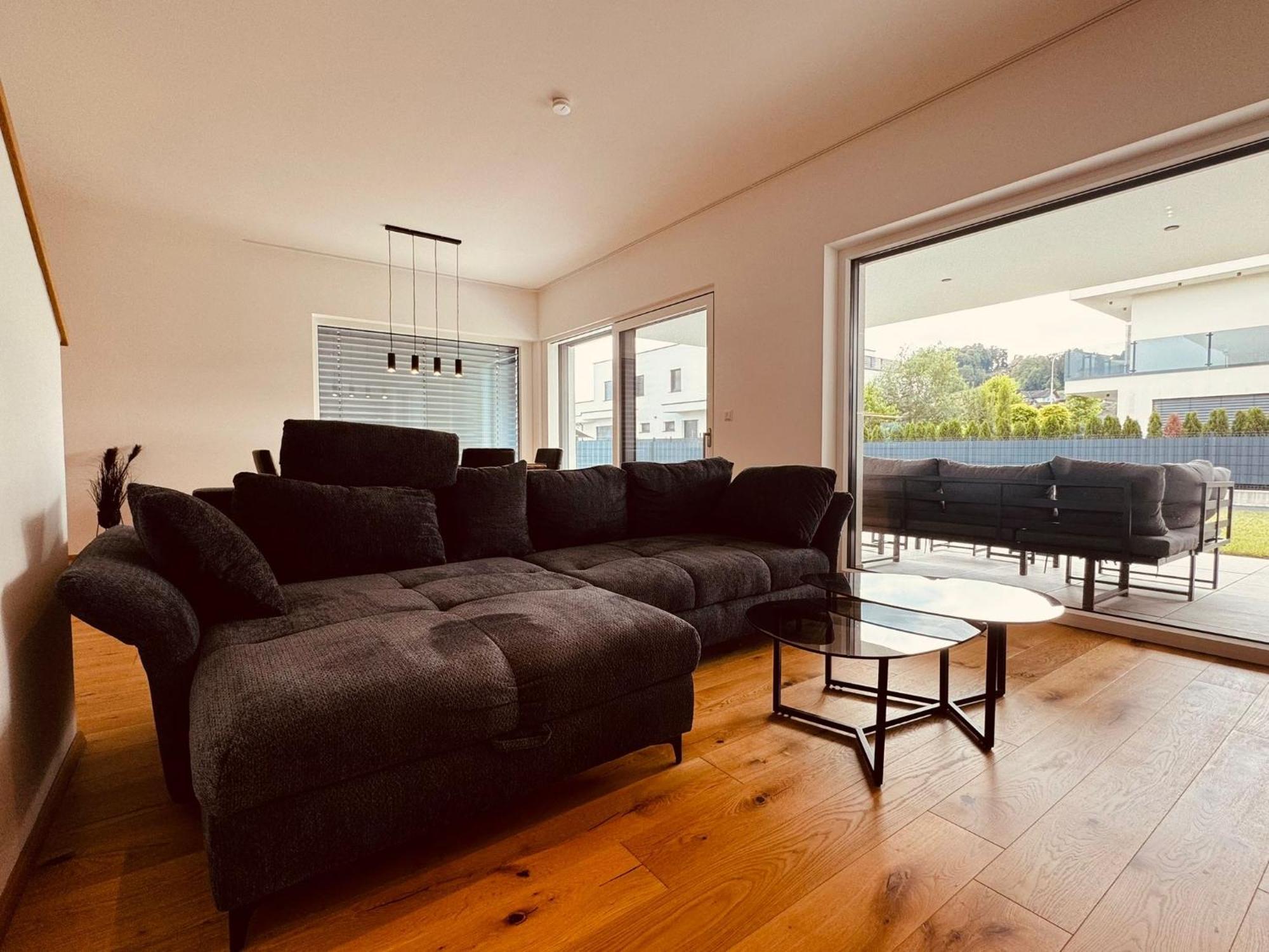 Luxus-Villa In Idyllischer Lage Muttendorf Екстериор снимка