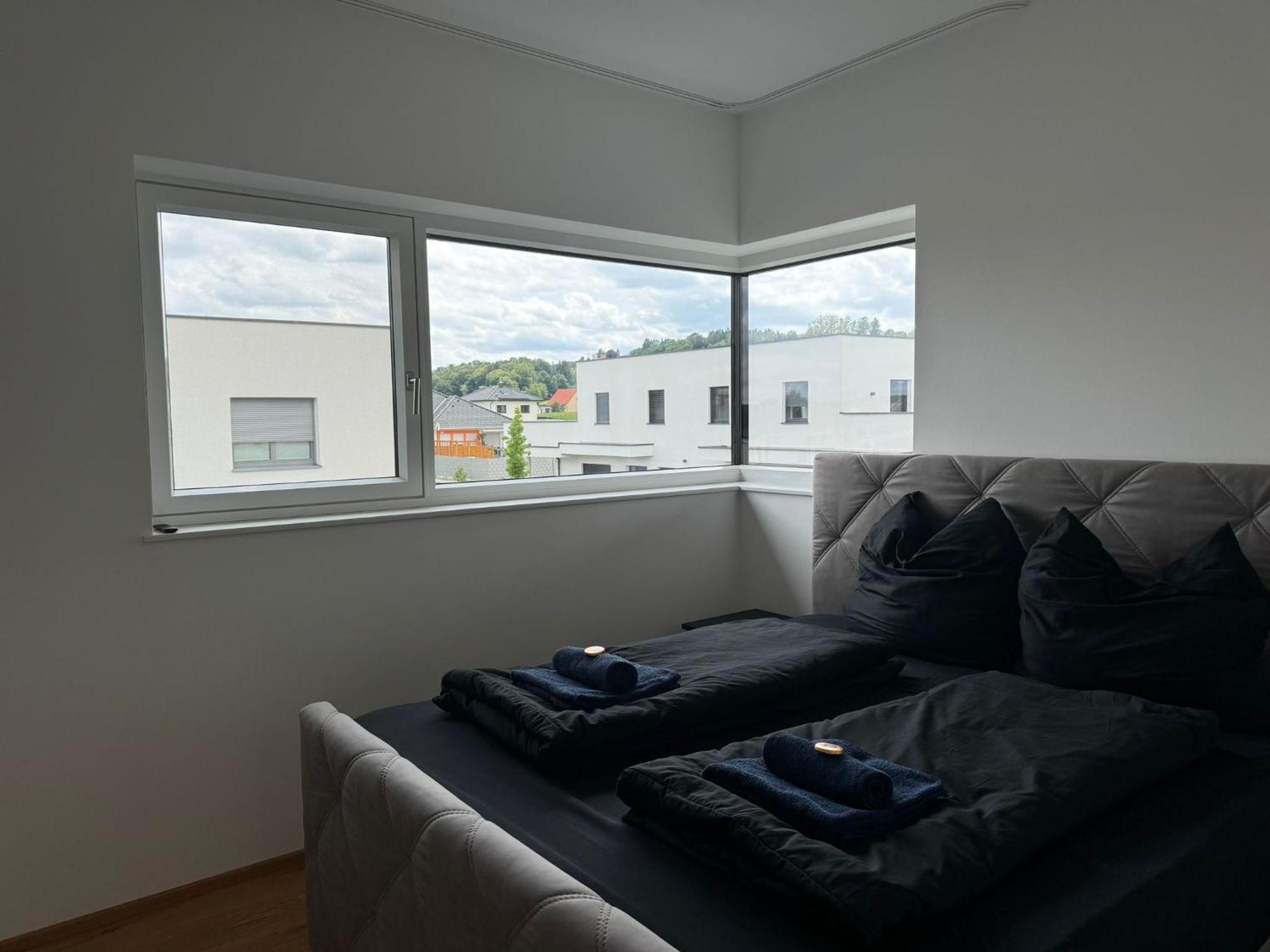 Luxus-Villa In Idyllischer Lage Muttendorf Екстериор снимка