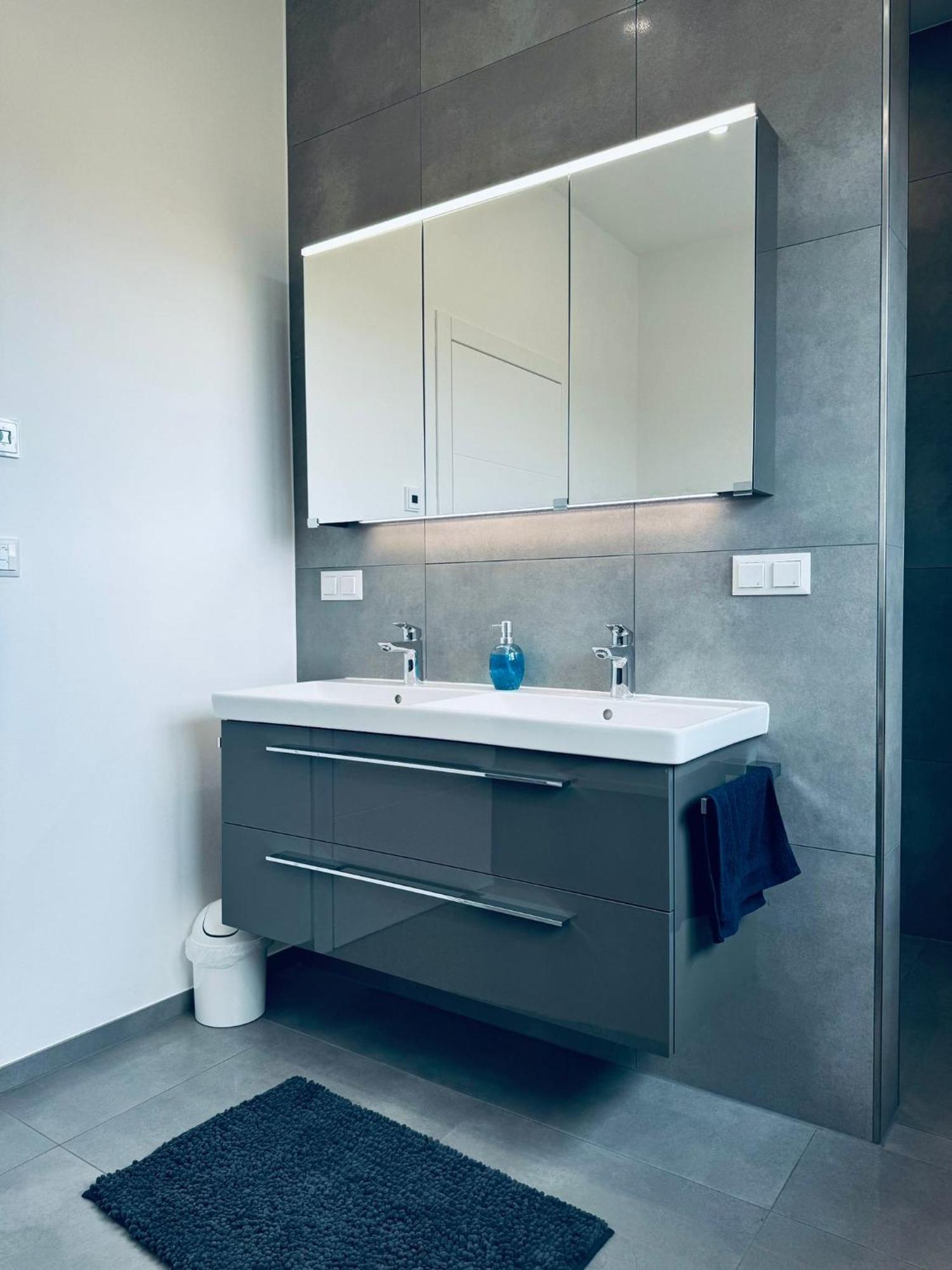 Luxus-Villa In Idyllischer Lage Muttendorf Екстериор снимка